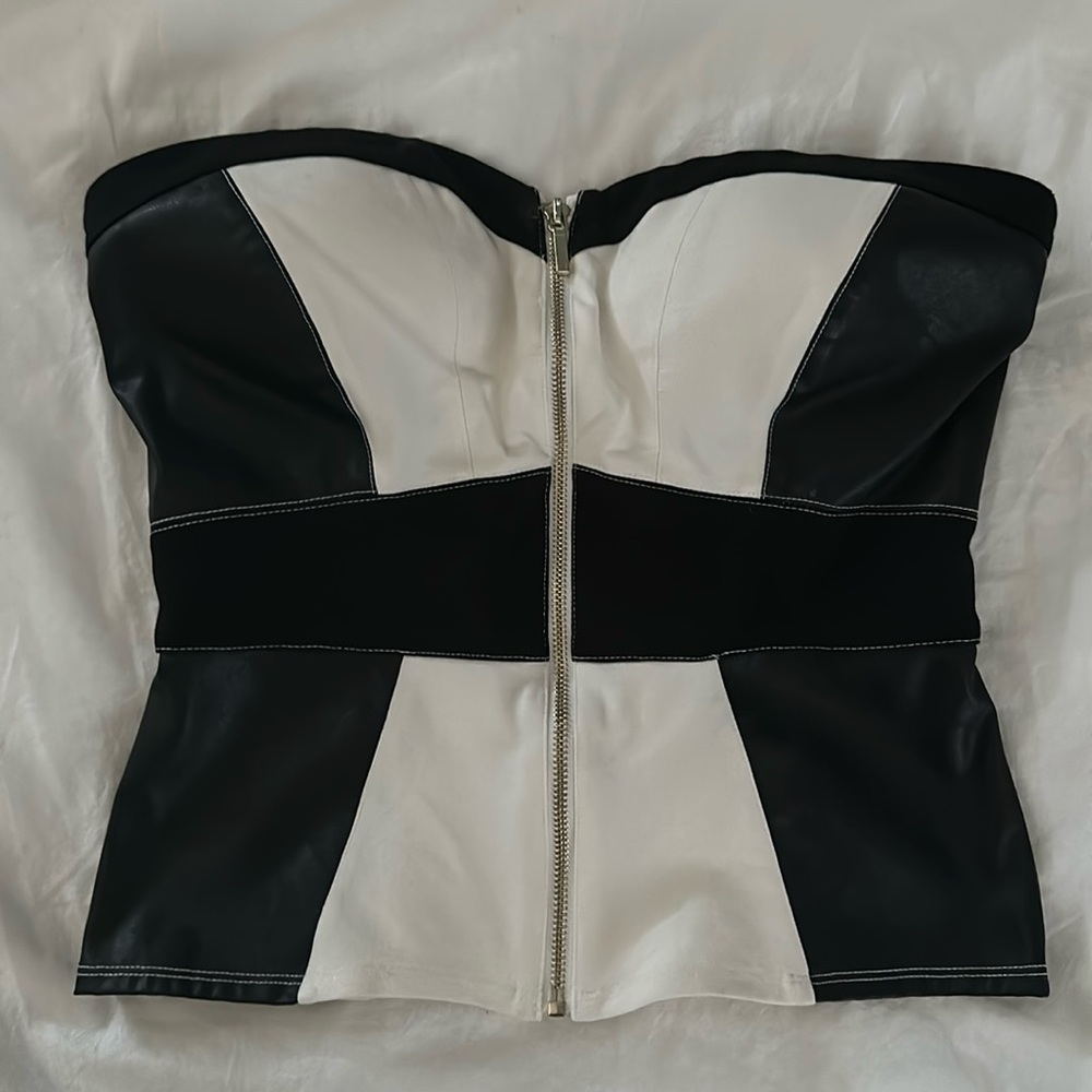 Bebe tube top with padded cups